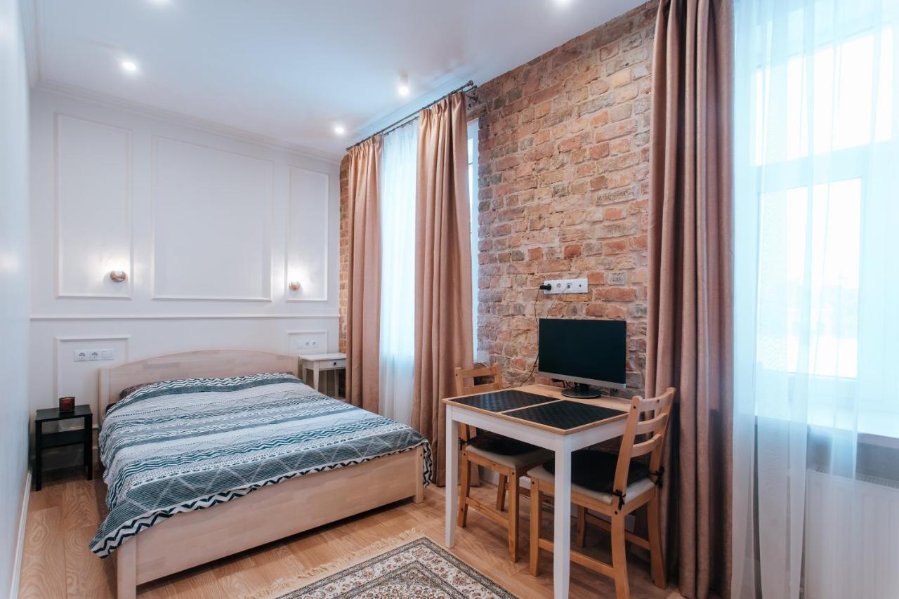 Stylish Latvian-Style Studio Apartment Near City Center, Parks, Cafes & Public Transit Riga Ngoại thất bức ảnh